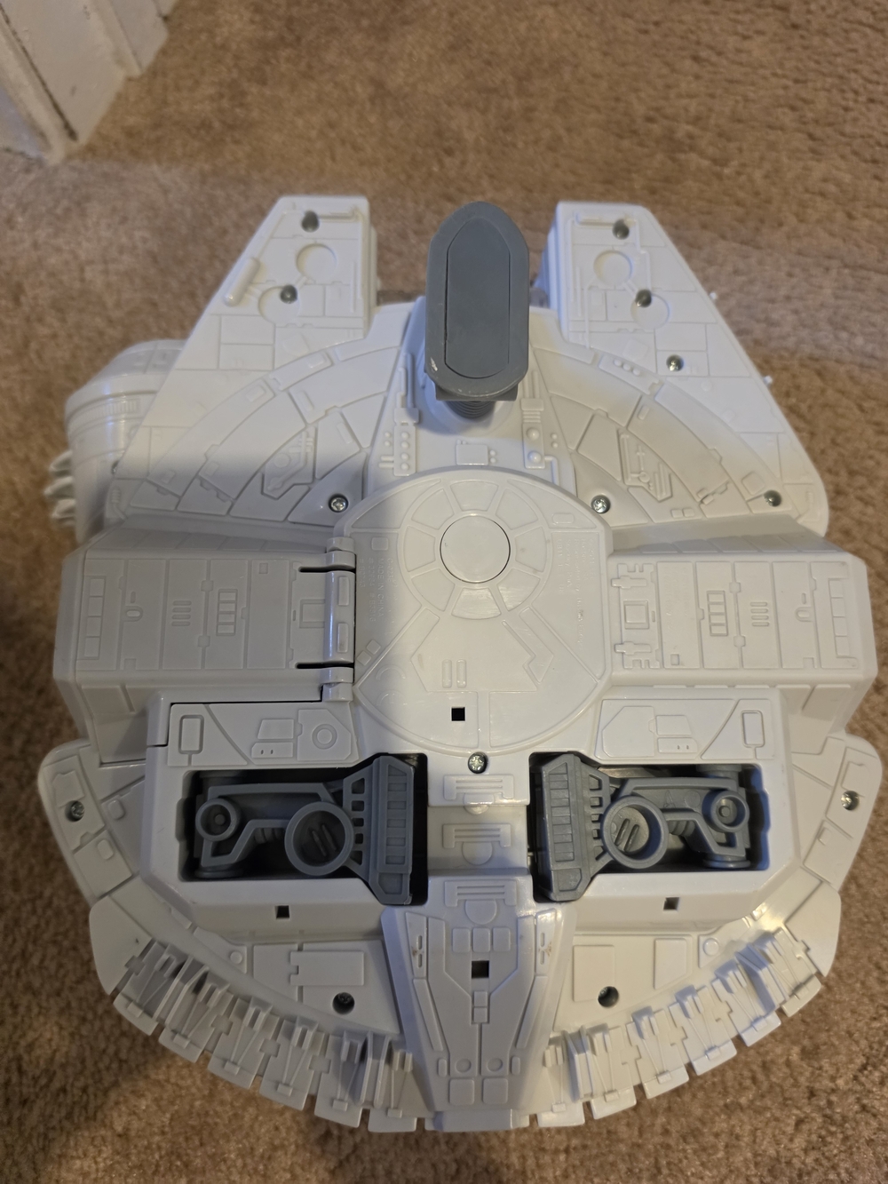 Star Wars Millennium Falcon Kids Toy - White - Picture 3 of 5
